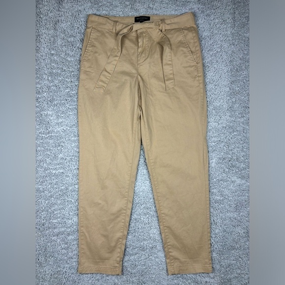 Banana Republic Pants Womens 4 Chino Pant Tan Belted Straight Leg Classic Office - Picture 1 of 3